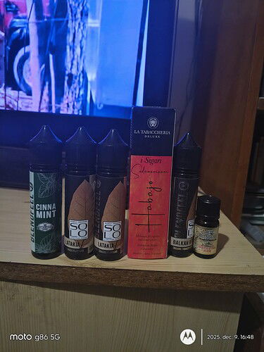 82e07b0b-11b9-4fc2-a273-ed39517083ad