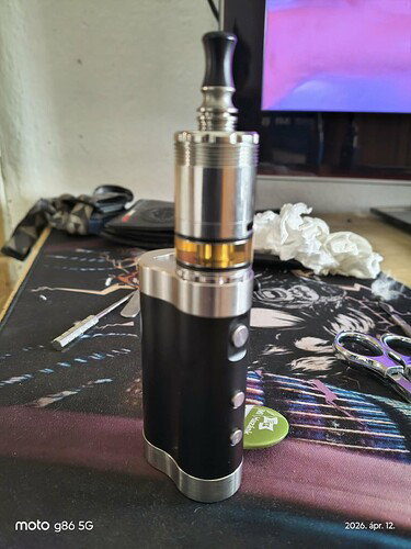 e0d04276-fce6-444e-85b5-0d6fdc372637